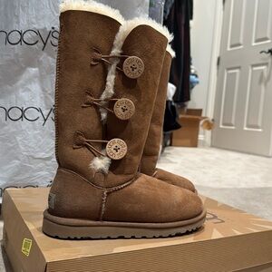 Womens Ugg Boots Bailey Button Triplet 1873